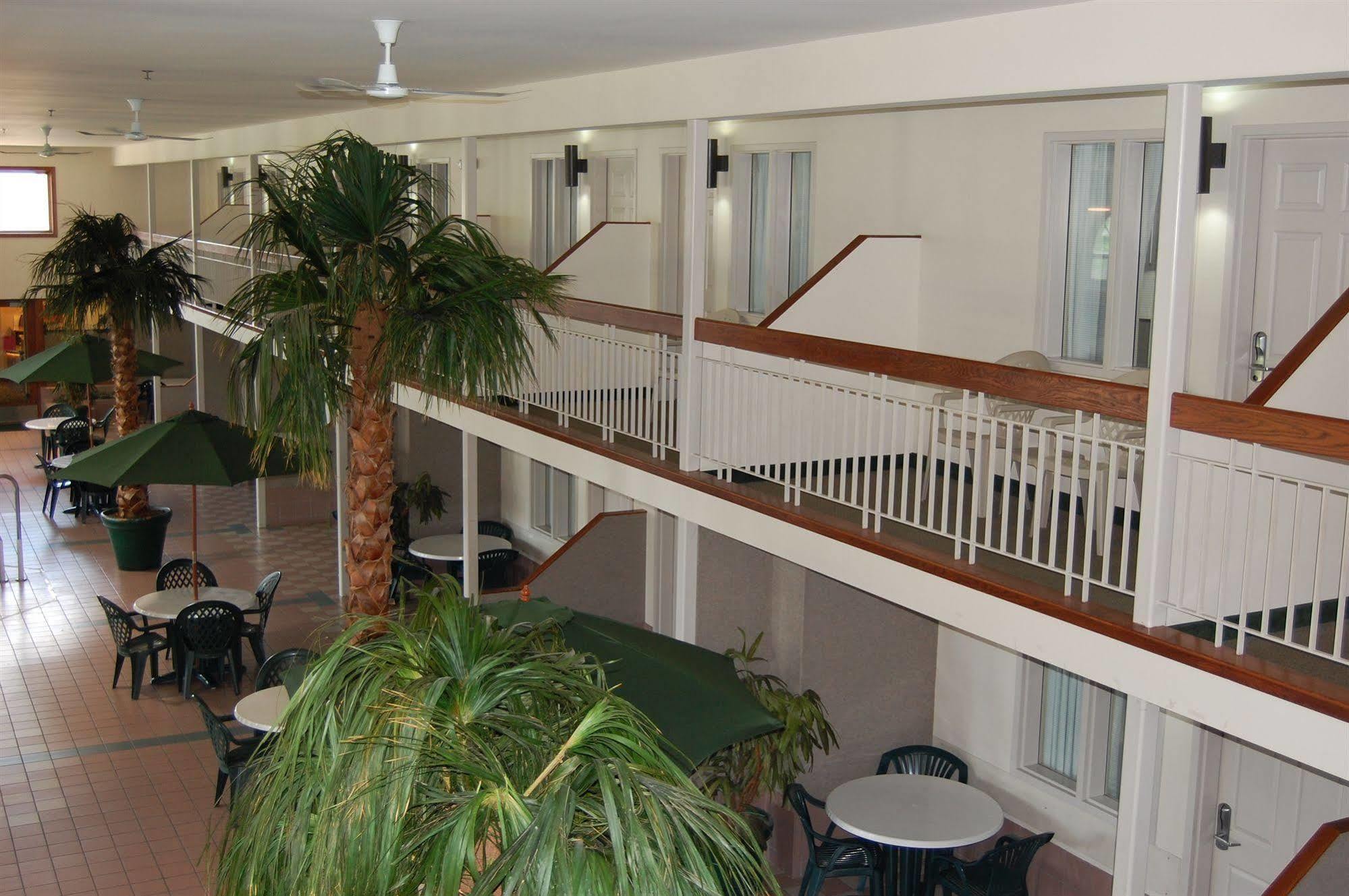 Rodeway Inn Columbia Mall Loop Grand Forks Exterior foto
